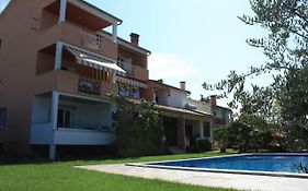 Aura Residence